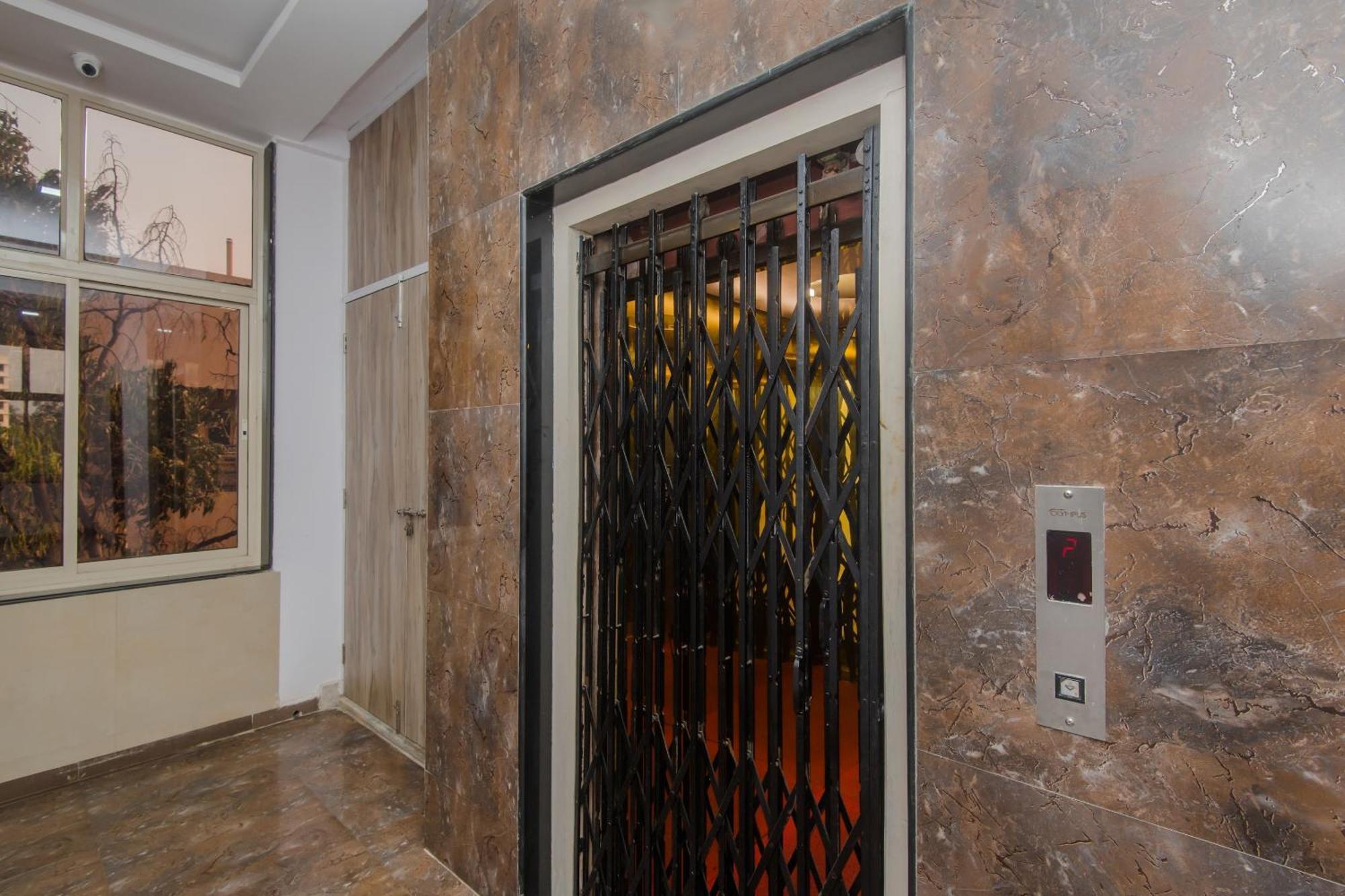 FabHotel Divine Residency Bombay Exterior foto