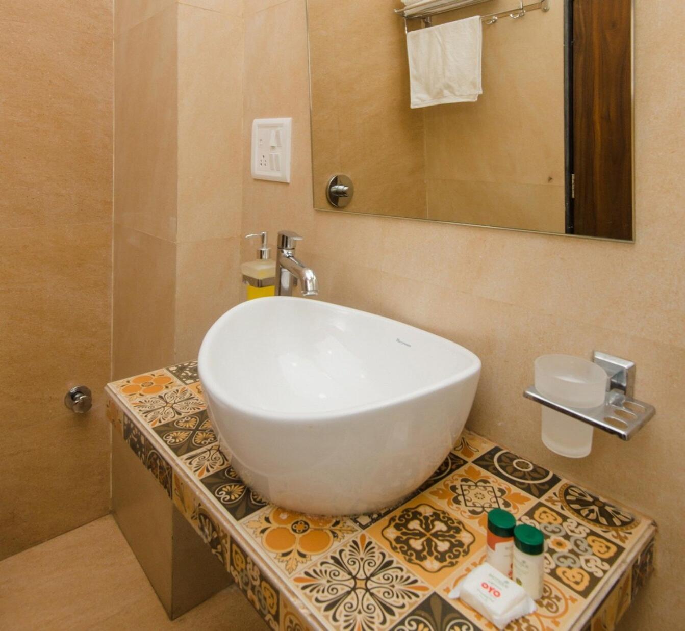 FabHotel Divine Residency Bombay Exterior foto